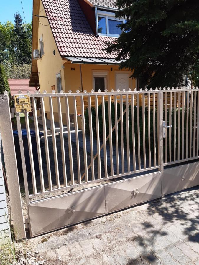 Pakasz Nyaralohaz Villa Tiszafüred Buitenkant foto